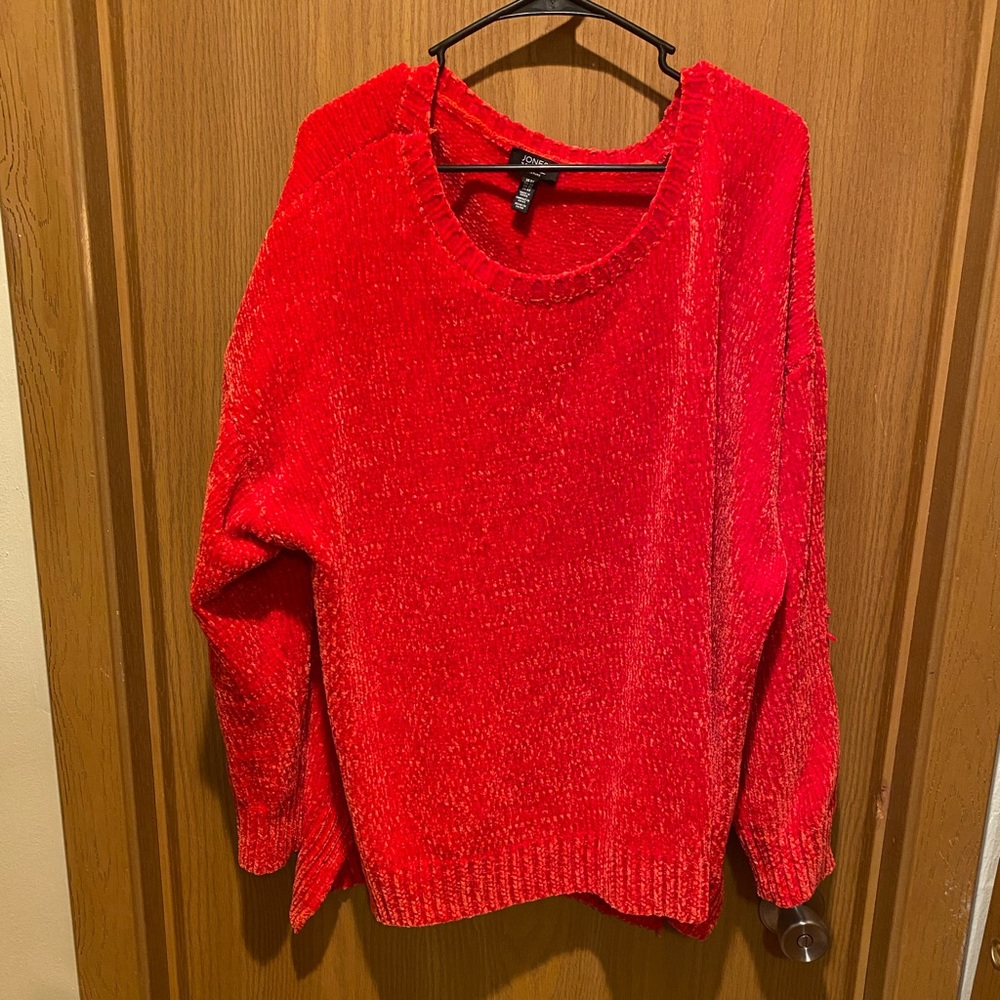 Reddish/ orange knit sweater